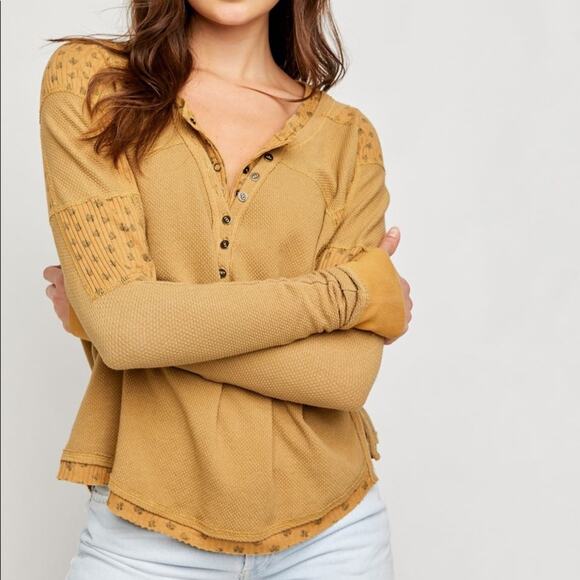 Free People Heart to Heart Henley Golden XS - Picture 1 of 14